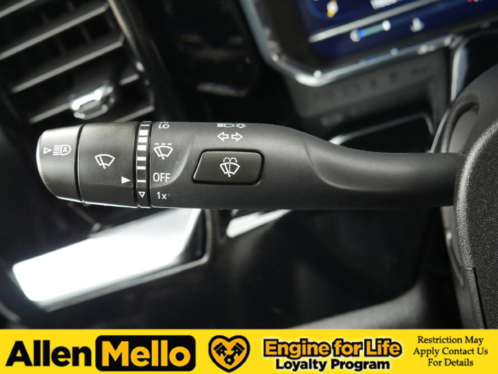 Used 2025 Chevrolet Silverado 1500 RST w/ Convenience Package II AWD/4WD image 29