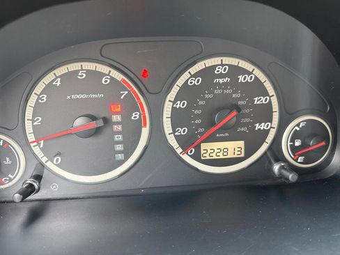 Used 2004 Honda CR-V LX image 12