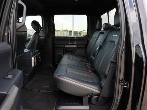 Used 2022 Ford F250 Platinum image 19