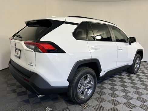 New 2024 Toyota RAV4 LE image 4