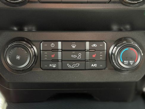 Used 2020 Ford F150 XLT w/ Equipment Group 302A Luxury image 12