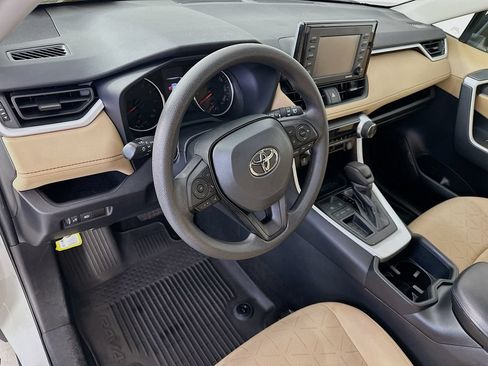 Used 2022 Toyota RAV4 XLE FWD image 26