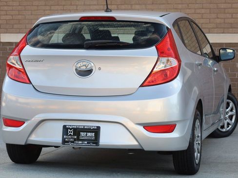 Used 2013 Hyundai Accent GS FWD image 11
