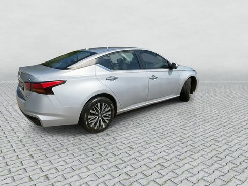 Certified 2023 Nissan Altima 2.5 SV AWD/4WD image 8