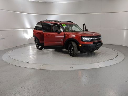 Certified 2023 Ford Bronco Sport Outer Banks w/ Tech Package image 7