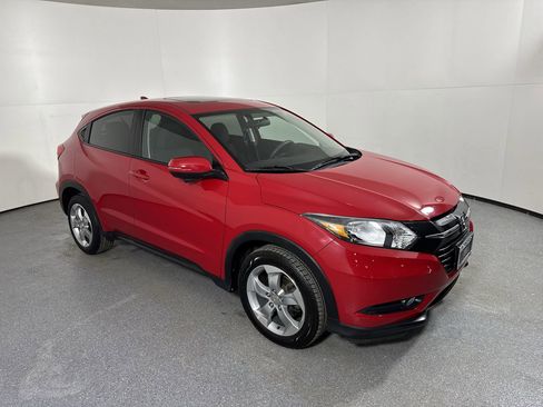 Used 2016 Honda HR-V EX image 3