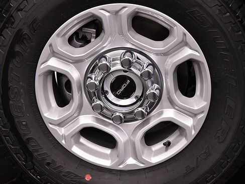 New 2026 Ford F350 XLT w/ 360-Degree Camera Package image 9