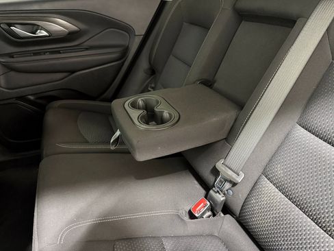 Used 2022 GMC Terrain SLE w/ Elevation Edition image 47