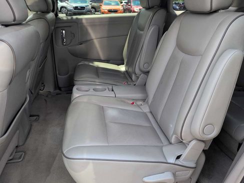 Used 2015 Nissan Quest SL FWD image 19