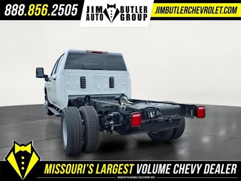 New 2026 Chevrolet Silverado 3500 W/T w/ WT Convenience Package AWD/4WD image 2