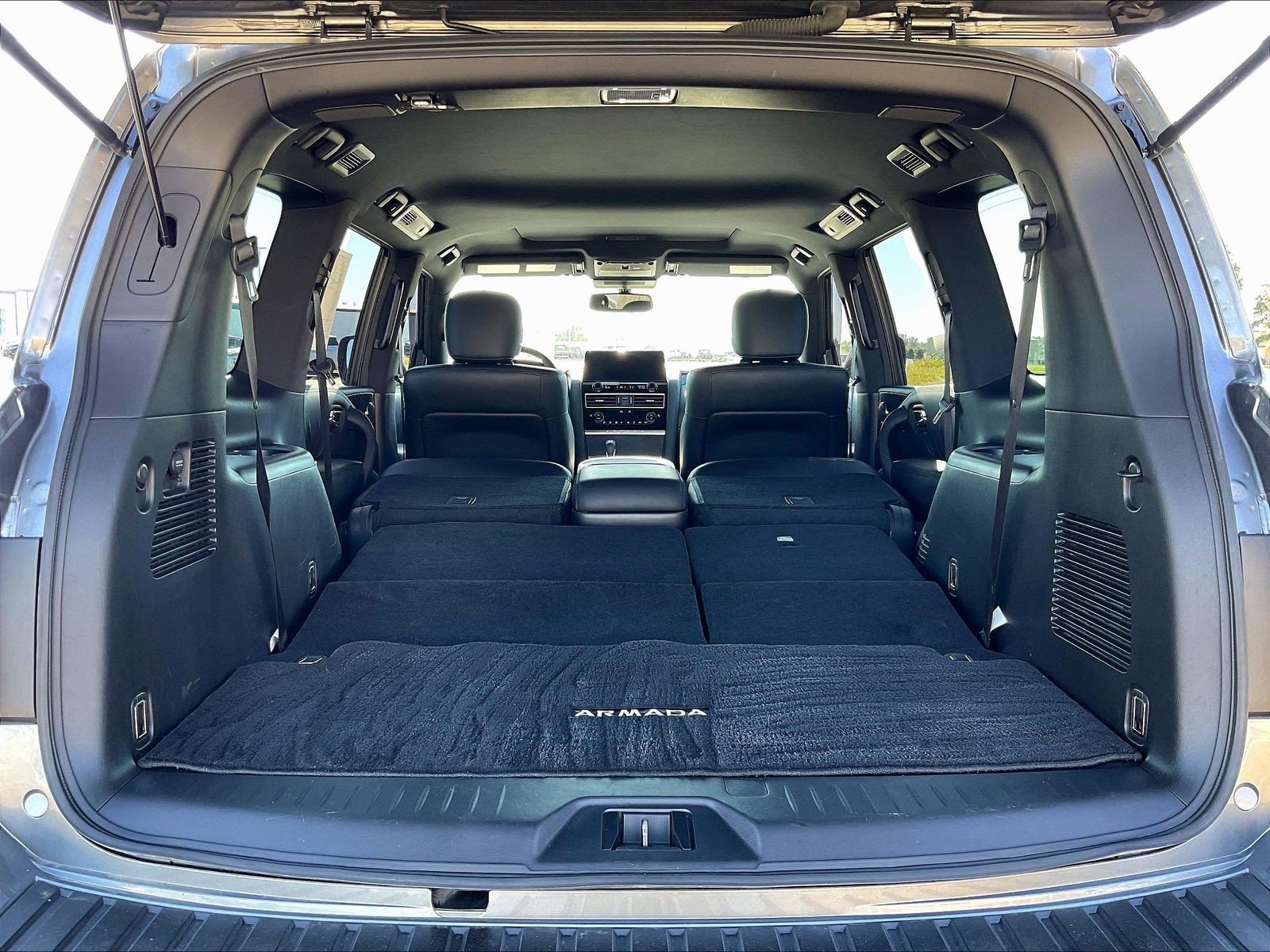 Used 2023 Nissan Armada SL w/ Midnight Edition Package AWD/4WD image 19