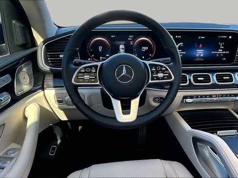 Used 2022 Mercedes-Benz GLE 350 4MATIC image 5