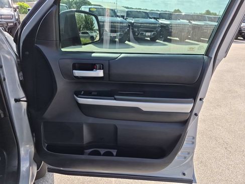 Used 2019 Toyota Tundra SR5 w/ SR5 Upgrade Package RWD image 37