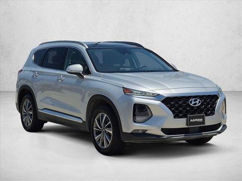 Used 2019 Hyundai Santa Fe FWD image 3