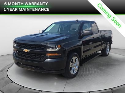 Used 2019 Chevrolet Silverado 1500 Custom w/ Custom Convenience Package