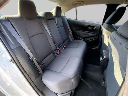 Used 2025 Toyota Corolla LE FWD image 21
