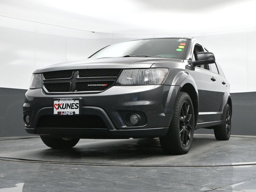 Used 2019 Dodge Journey SE w/ Connectivity Group FWD image 44