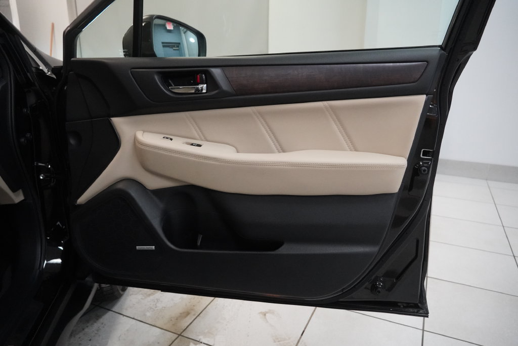 Used 2019 Subaru Outback 2.5i Limited AWD/4WD image 13