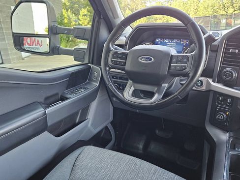 Used 2021 Ford F150 XLT w/ Equipment Group 302A High AWD/4WD image 9