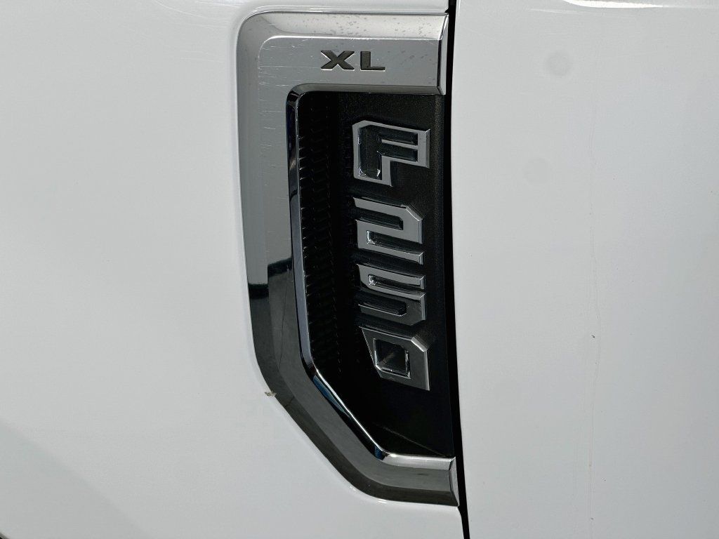 Used 2022 Ford F250 XL w/ Power Equipment Group AWD/4WD image 23
