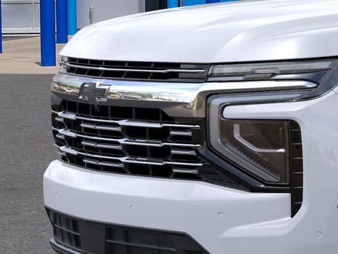 New 2026 Chevrolet Suburban Premier image 13