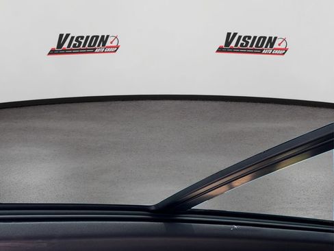 Used 2025 Volkswagen Atlas Cross Sport SE image 22