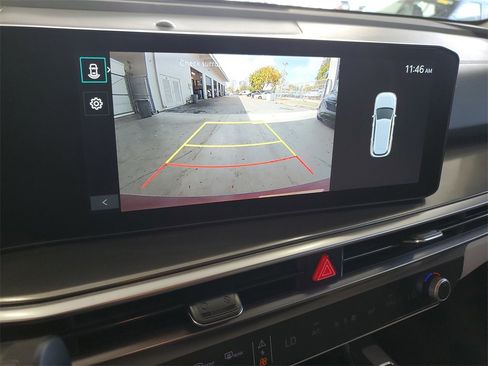 Certified 2025 Kia Sorento S image 29