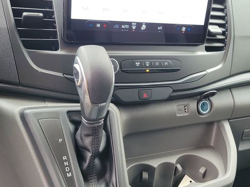 New 2026 Ford Transit 250 148 Medium Roof image 28