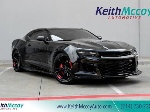 Used 2021 Chevrolet Camaro LT RWD image 1