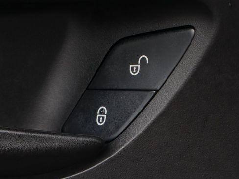 Used 2021 Mercedes-Benz Sprinter 2500 image 21