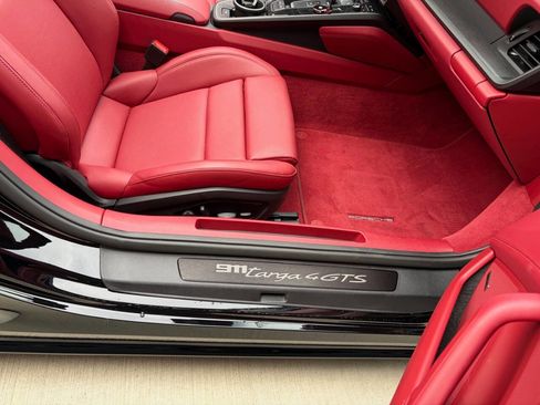 Used 2025 Porsche 911 Targa 4 GTS image 18