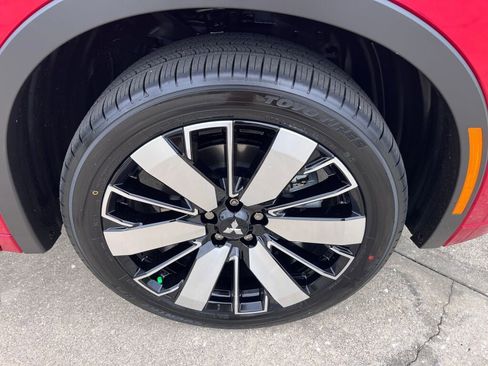 New 2025 Mitsubishi Outlander SEL FWD image 35