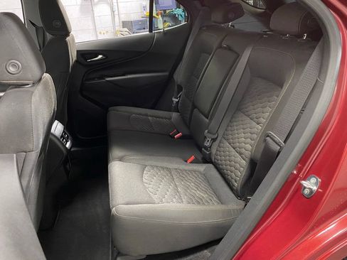 Used 2018 Chevrolet Equinox LT AWD/4WD image 26