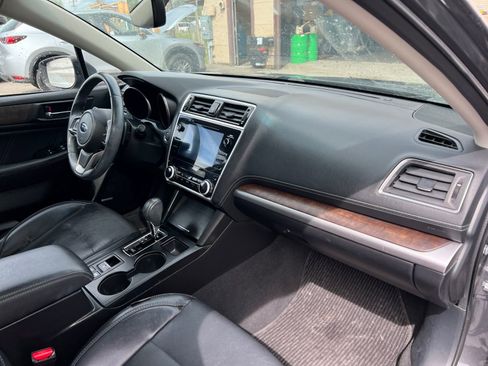 Used 2019 Subaru Outback 2.5i Limited AWD/4WD image 16