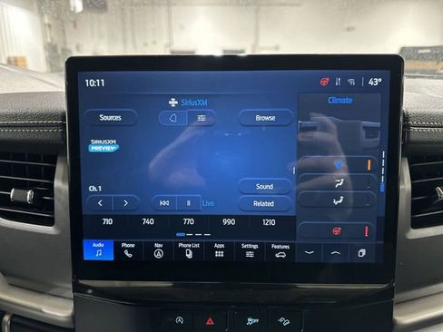 Used 2024 Ford Expedition XLT image 16