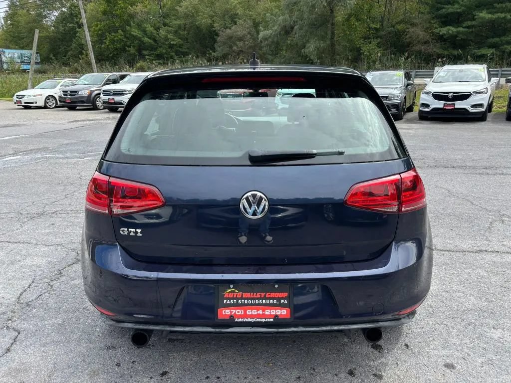 Used 2015 Volkswagen GTI SE w/ Lighting Package (SEL) FWD image 7