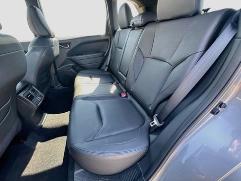 Used 2025 Subaru Forester Limited AWD/4WD image 30
