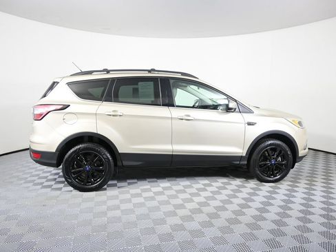 Used 2018 Ford Escape SE AWD/4WD image 7