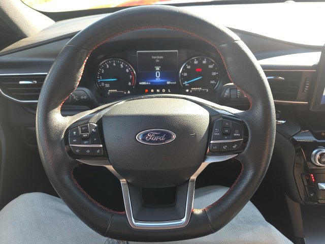 Used 2023 Ford Explorer XLT w/ Equipment Group 202A AWD/4WD image 38