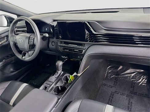 Certified 2025 Toyota Camry SE image 27