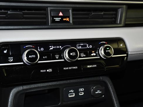 Certified 2023 Honda Pilot EX-L image 28