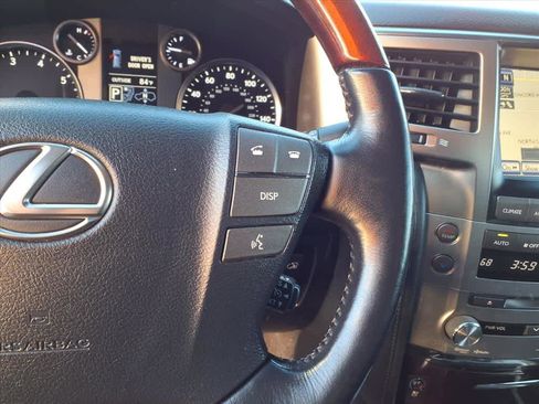 Used 2015 Lexus LX 570 4WD image 11