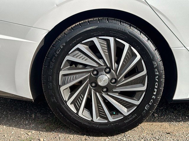 Used 2022 Hyundai Sonata Limited FWD image 11