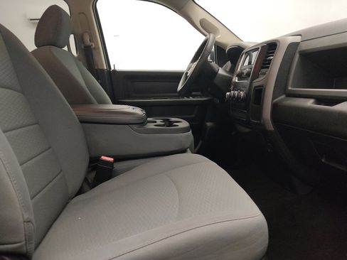 Used 2019 RAM 1500 Tradesman w/ Chrome Plus Package RWD image 21