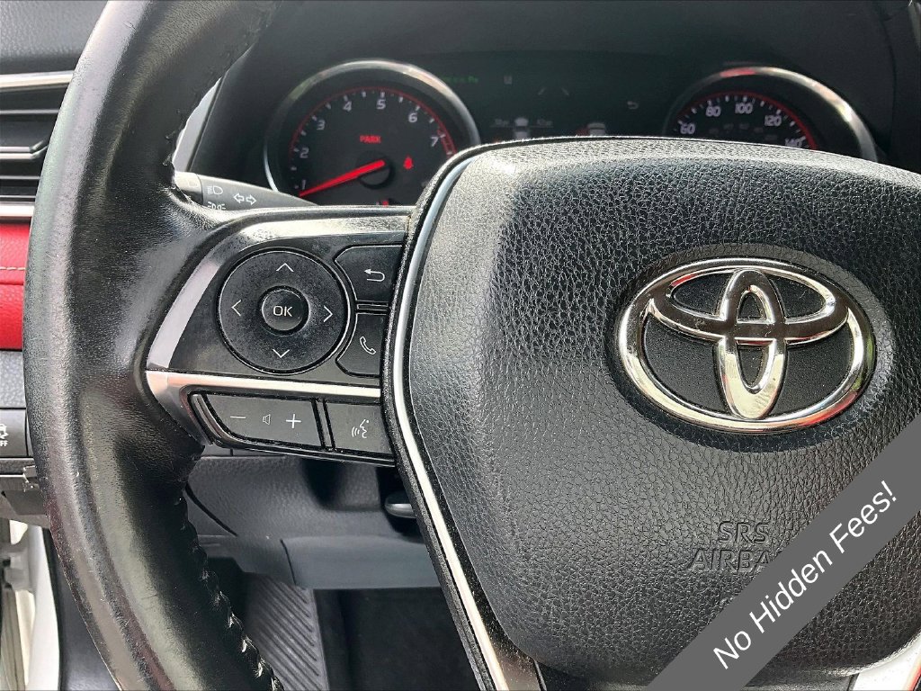 Used 2018 Toyota Camry XSE FWD image 16