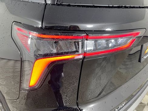 New 2026 Chevrolet Equinox LT image 17