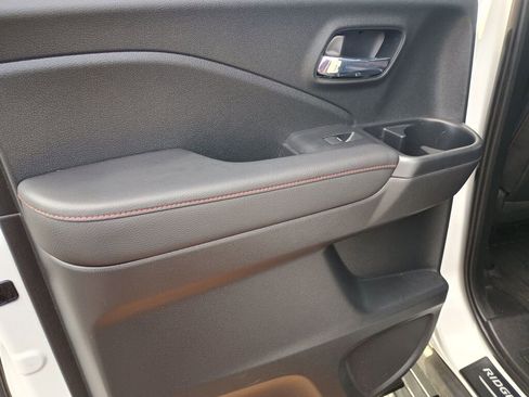 Used 2022 Honda Ridgeline Black Edition image 18