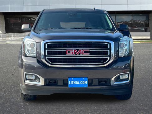 Used 2017 GMC Yukon XL SLT image 10