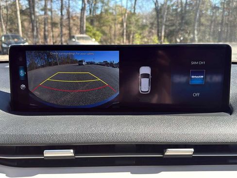 Used 2022 Genesis GV70 2.5T w/ Select Package image 18