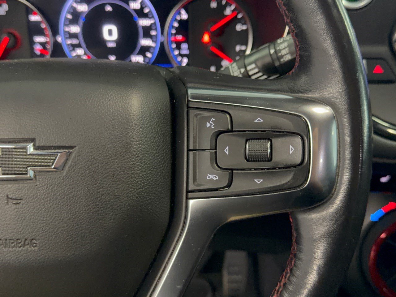 Used 2022 Chevrolet Blazer RS FWD image 19